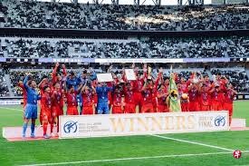 东契奇空砍30+5+11，詹姆斯低迷仅17分，湖人惨败活塞！