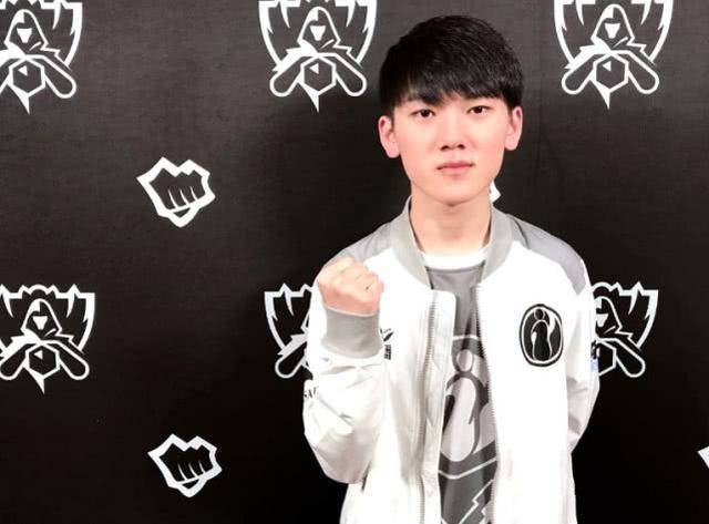 上的灯塔 上的灯塔